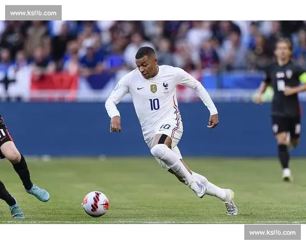 金球奖遗憾重创维尼修斯心理：皇马边锋需重建信心与状态